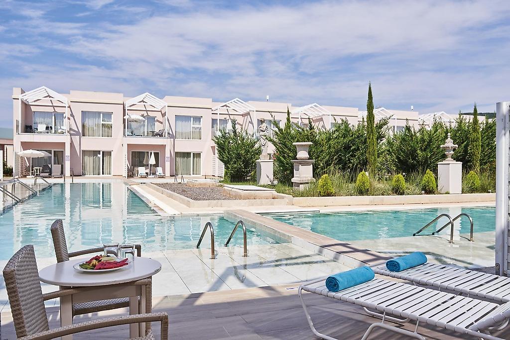 Sandy Villas Resort, Junior-Suite Sharing Pool