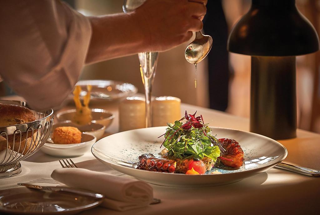 Suite Hotel Eden Mar, Restaurant/Gastronomie