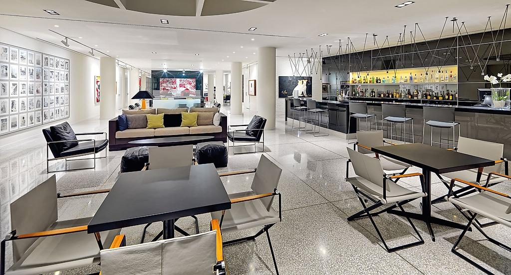 H10 Art Gallery, Restaurant/Gastronomie