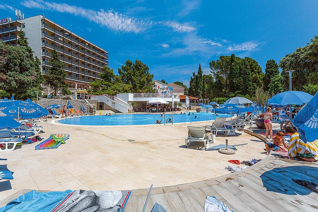 Hotel Resort Dražica – Hotel Drazica, Pool/Poolbereich