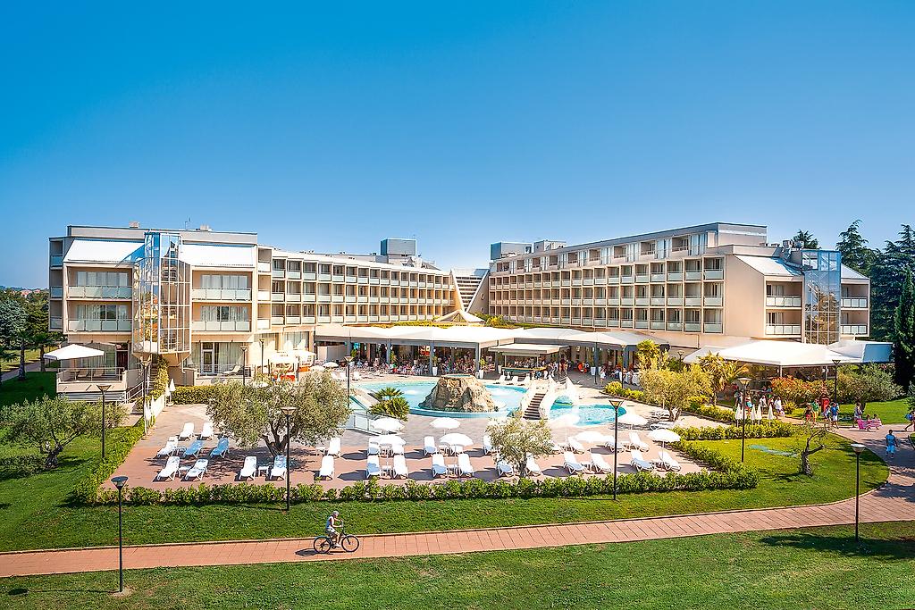 Aminess Vival Maestral Hotel, Resort/Hotelanlage