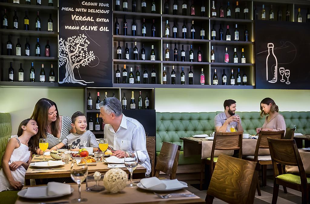Aminess Vival Maestral Hotel, Restaurant/Gastronomie