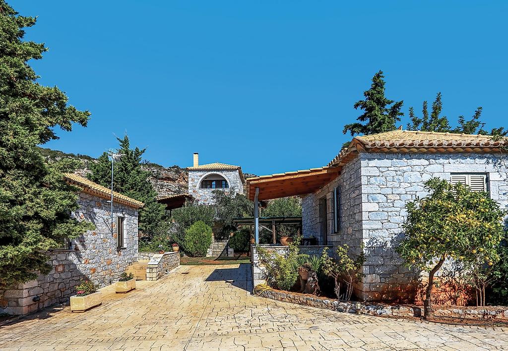 Mouses Apartments, Resort/Hotelanlage