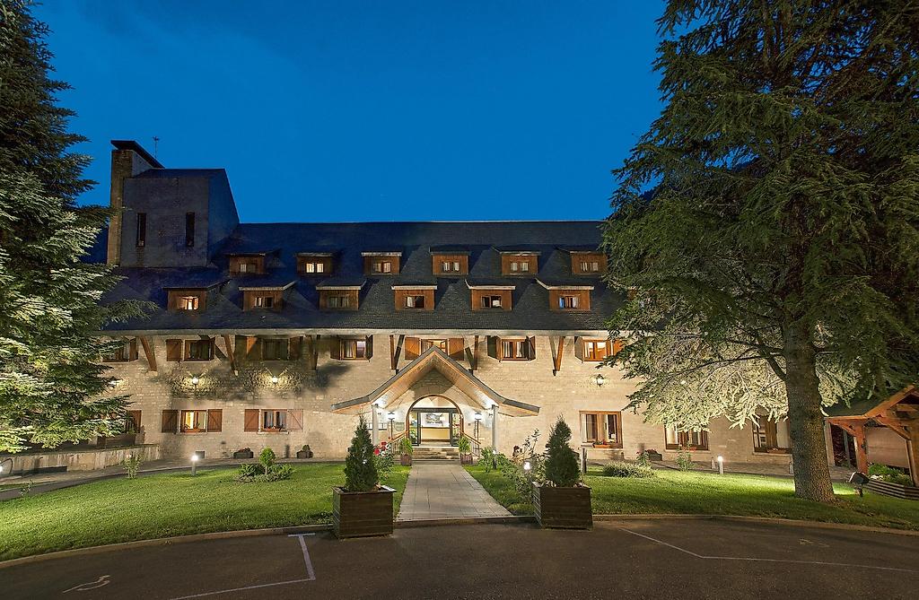Parador de Artíes, Resort/Hotelanlage
