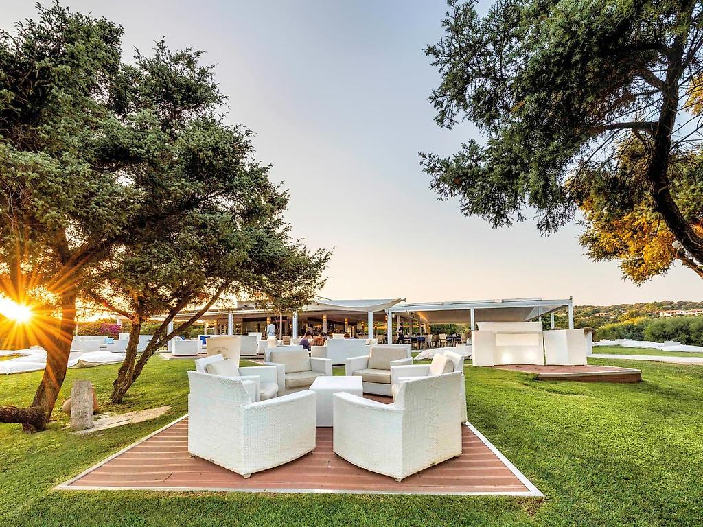 Almar Timi Ama, Resort/Hotelanlage