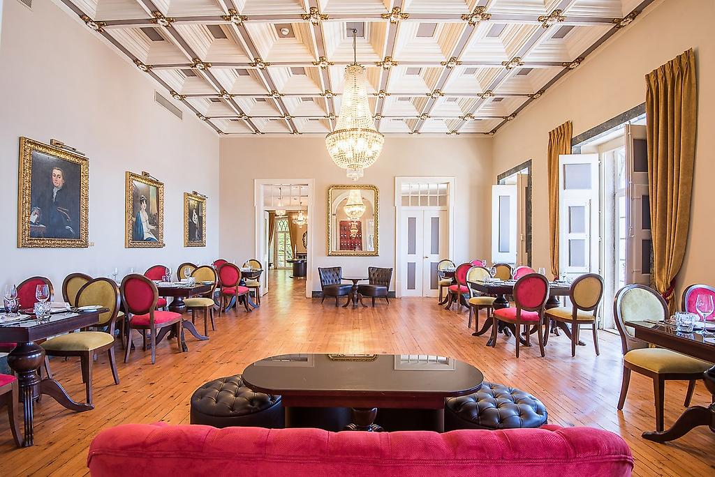 Vila Galé Collection Palácio dos Arcos, Restaurant/Gastronomie