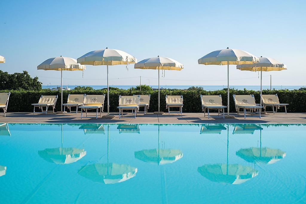 Torre Guaceto Oasis Hotel, Pool/Poolbereich