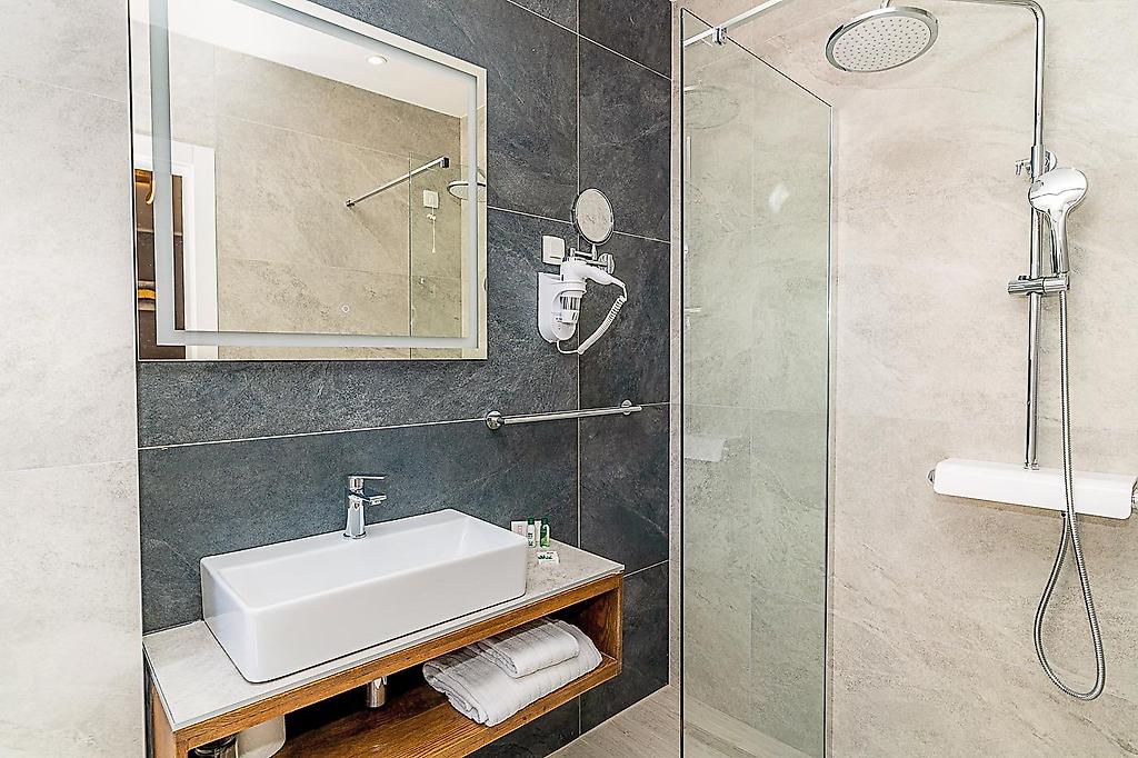 Heritage Hotel Stypia, Einzel