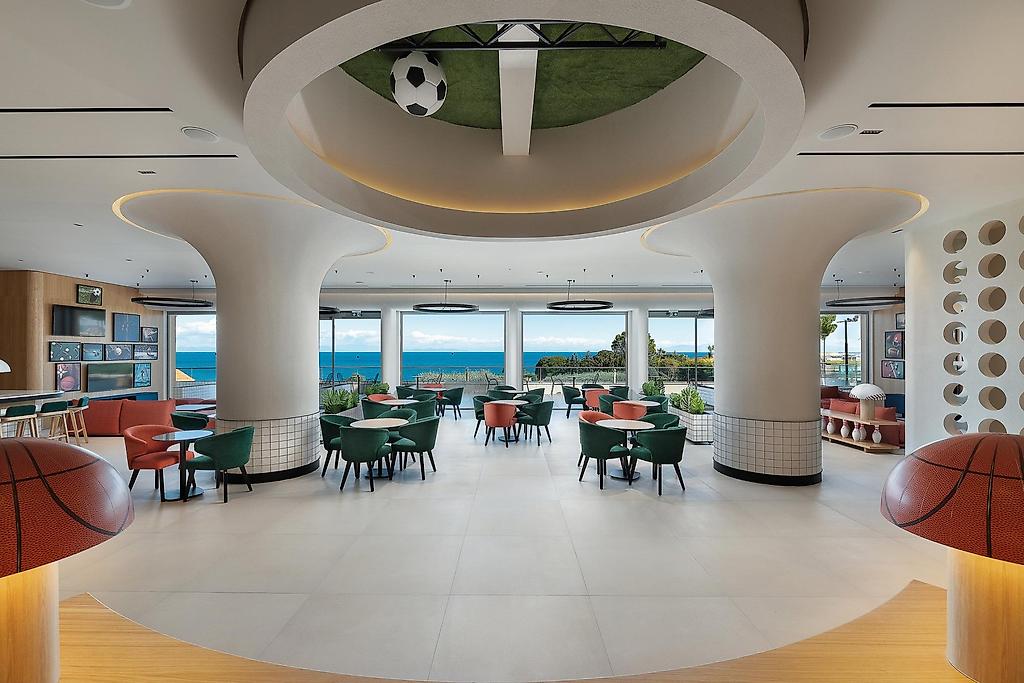 Kresten Palace Hotel, Restaurant/Gastronomie