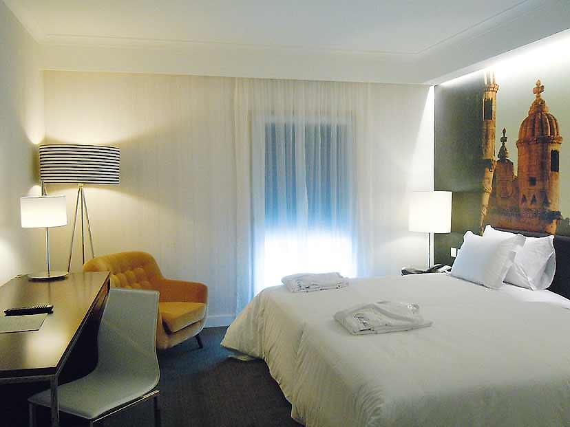 Olissippo Saldanha, Doppelzimmer