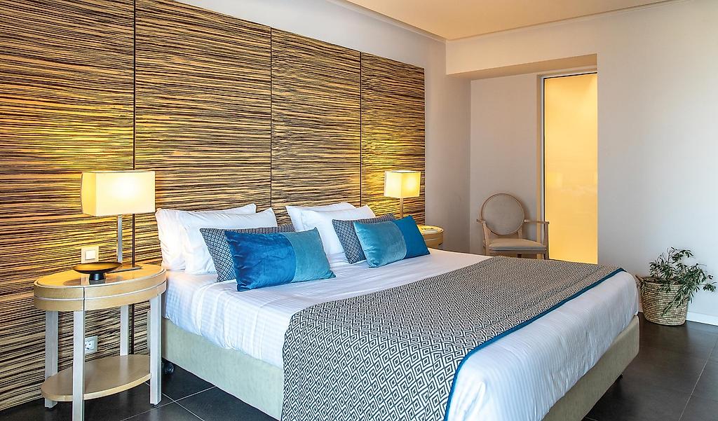 Eden Roc Resort Hotel, Executive Suite