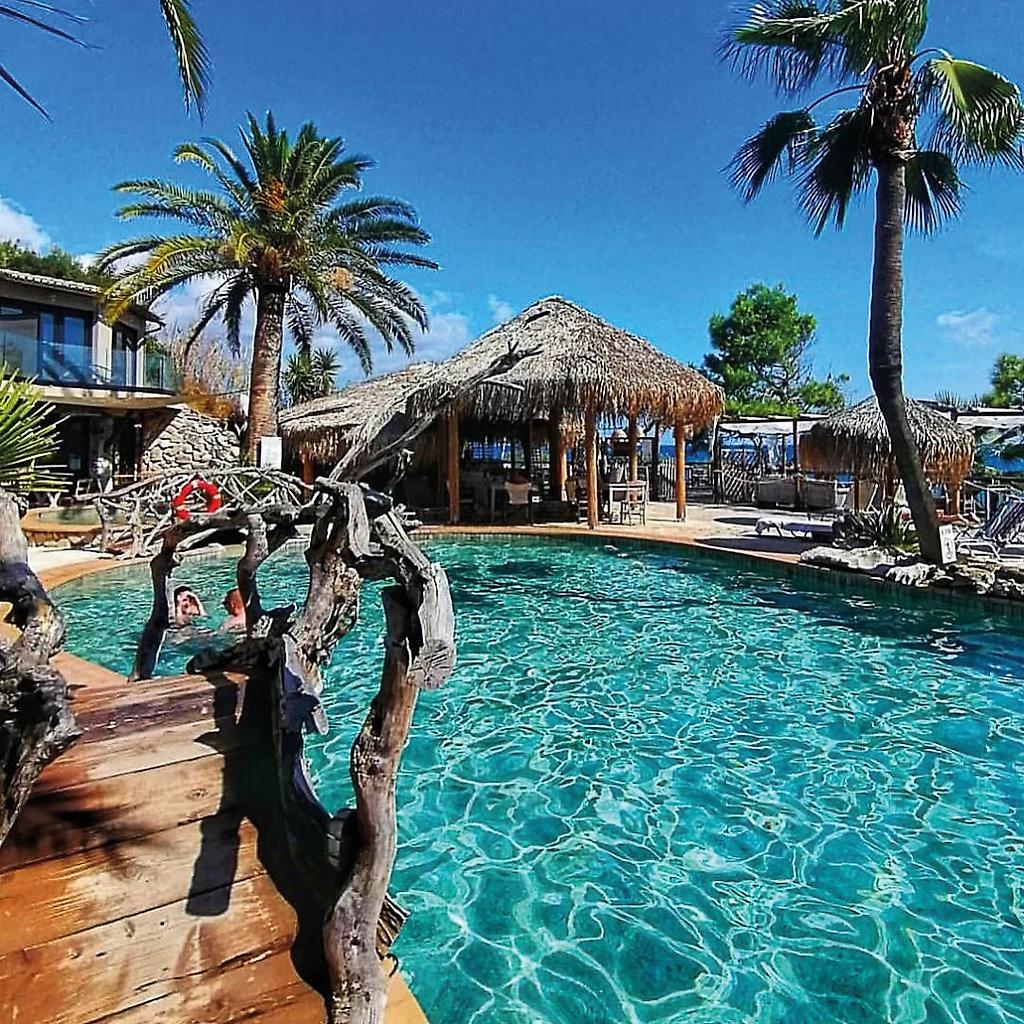 Gloria Maris Hotel Suites & Villas, Pool/Poolbereich