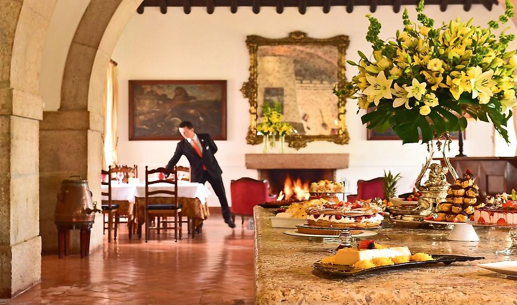 Pousada Palácio Queluz – Historic Hotel, Restaurant/Gastronomie