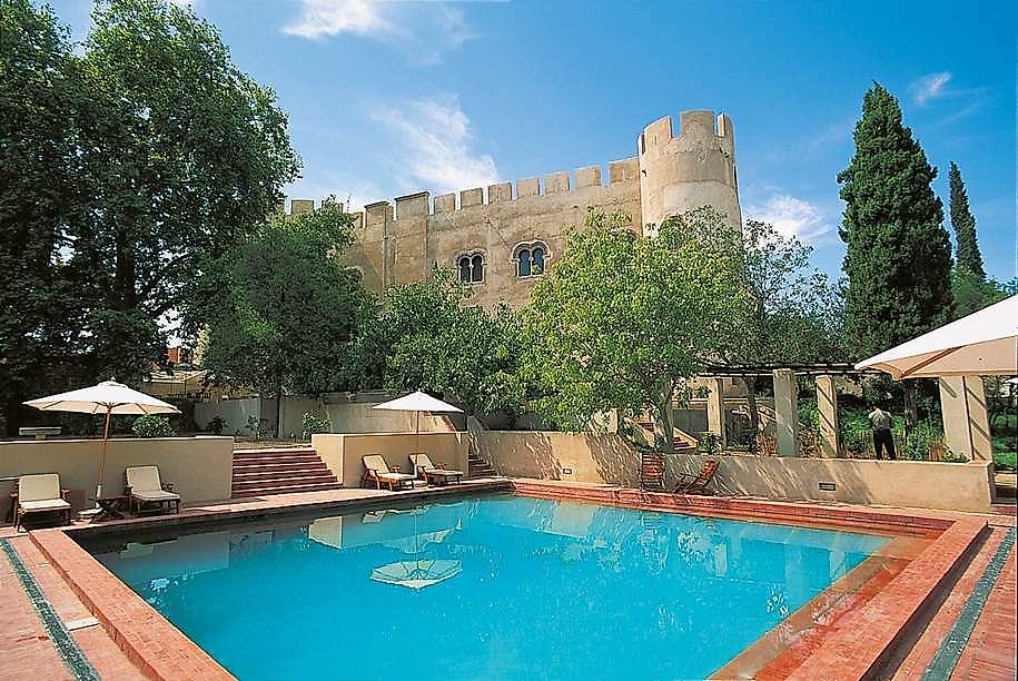 Pousada Castelo Alvito – Historic Hotel, Pool