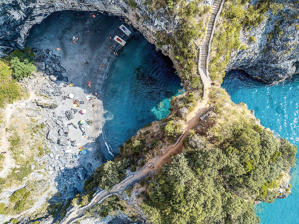 Rocciae Spiaggia in Kalabrien