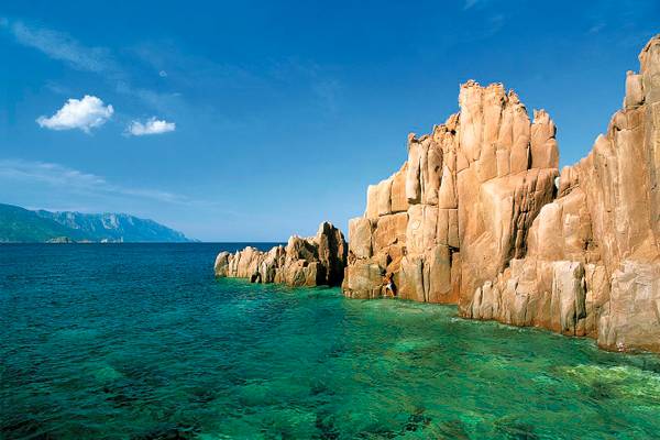 Felsen am Meer, Orosei, Sardinien, Italien