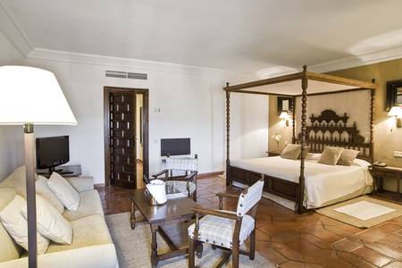 Parador de Sigüenza, Wohnbeispiel