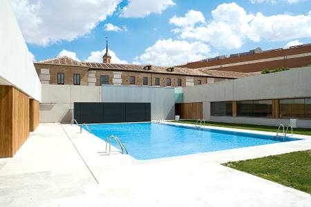 Parador de Alcala de Henares, Pool