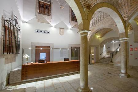 Parador de Cáceres, Rezeption Parador de Cáceres, Rezeption