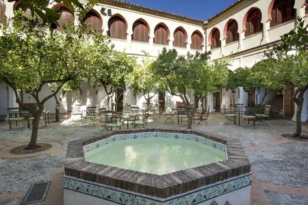 Parador de Guadalupe, öffentliche Bereiche