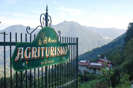 Agriturismo Al-Marnich, Resort/Hotelanlage