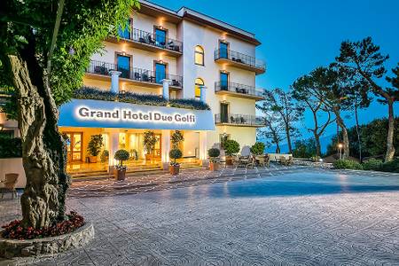 Grand Hotel Due Golfi, Resort/Hotelanlage