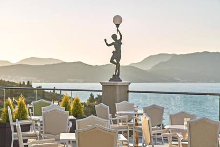Mythos Palace Resort, Restaurant/Gastronomie