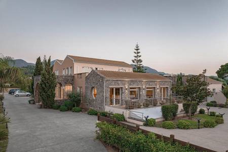 Restia Suites Exclusive Resort, Resort/Hotelanlage