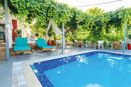 Thalassies Nouveau, Pool/Poolbereich