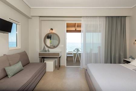 Porto Davia, Studio