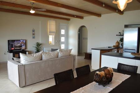 Porto Davia, Studio
