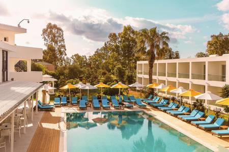 Nasos Hotel & Resort, Pool/Poolbereich