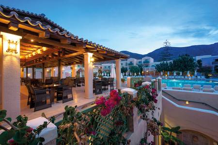 Silva Beach Hotel, Restaurant/Gastronomie