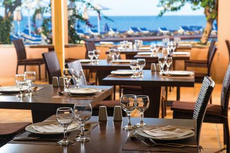 Silva Beach Hotel, Restaurant/Gastronomie