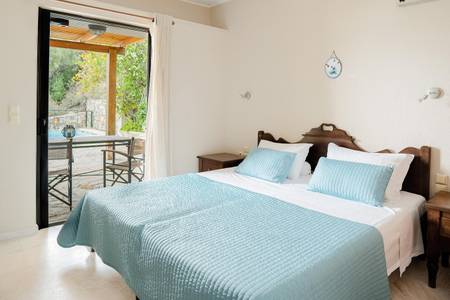 Istron Luxury Villas, Tower
