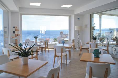 Est Hotel, Restaurant/Gastronomie