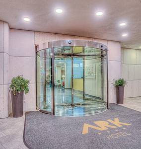 Ark Hotel, Resort/Hotelanlage