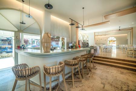 Hotel Alkionis, Restaurant/Gastronomie