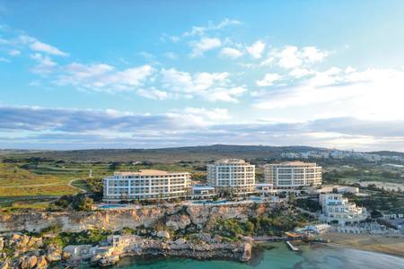 The Radisson Blu Resort & Spa Malta Golden Sands, Pool/Poolbereich