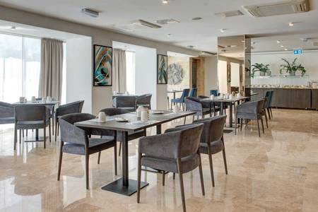 Urban Valley Resort & Spa, Restaurant/Gastronomie