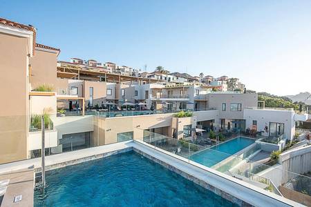 Caldera Village, Resort/Hotelanlage