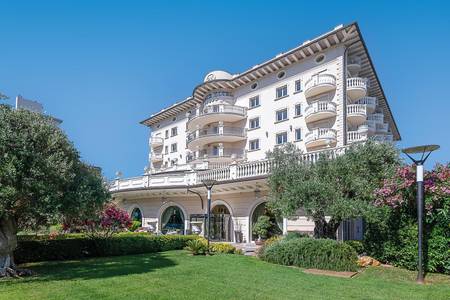 Palace Hotel, Resort/Hotelanlage