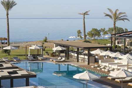 Asterion Suites & Spa - Exclusive Collection by Louis Hotels, Pool/Poolbereich