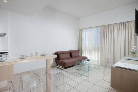 Alexandra Hotel, Appartement