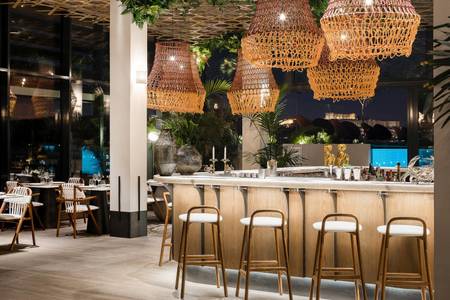 Grand Hyatt Athens, Restaurant/Gastronomie