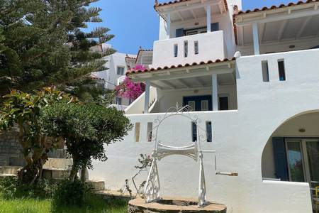 Irene Studios Andros, Resort/Hotelanlage
