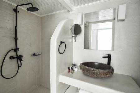 Mr & Mrs White Oia Santorini, Family Mr & Mrs White Oia Santorini, Family