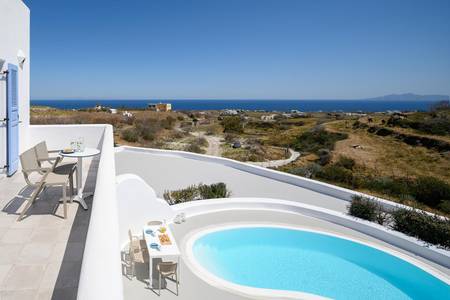 Este Luxury Suites, Supreme