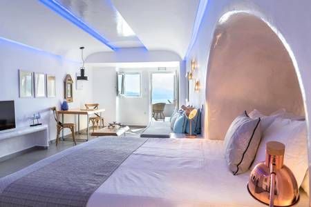 Secret Legend Suites, Fable