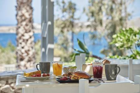 High Mill Paros, Restaurant/Gastronomie